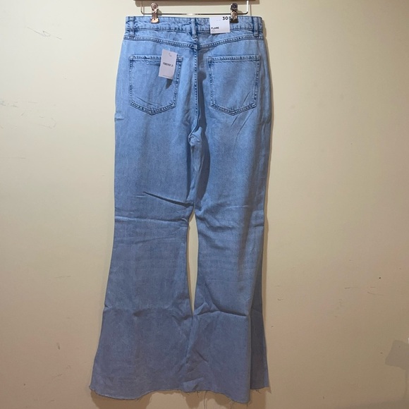 Womens New Forever 21 High Rise Slim Fit Flare Leg Jeans - Picture 7 of 10
